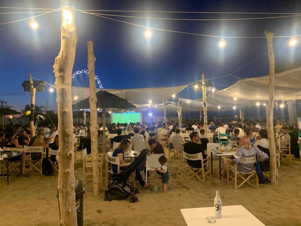 Hotel Morri'S Ρίμινι Εξωτερικό φωτογραφία