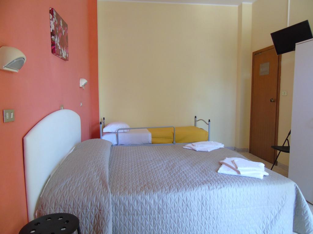 Hotel Morri'S Ρίμινι Δωμάτιο φωτογραφία